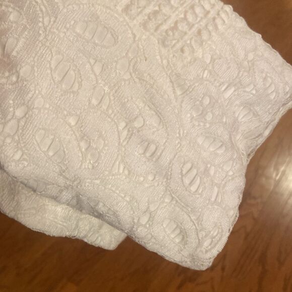 Shannon Ford, New York size large white top with a lace overlay on the front - Picture 9 of 9